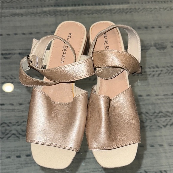 Kelsi Dagger Brooklyn Starsky Women's Dress Sandals 8 - Picture 3 of 6